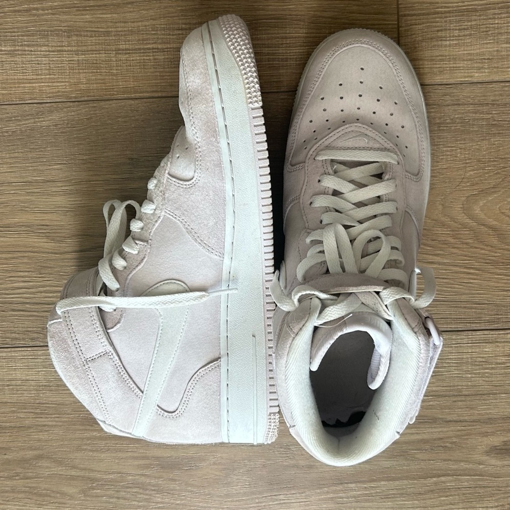 Nike Air Force 1 Mid "Venice"
#streetwear #Nike #sneakers #shoes